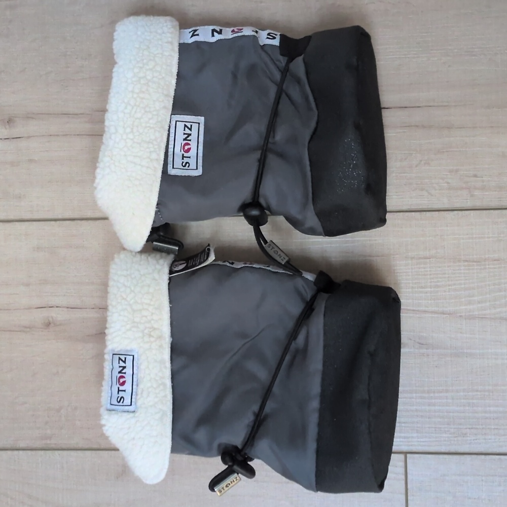 Stonz Grey Baby Booties